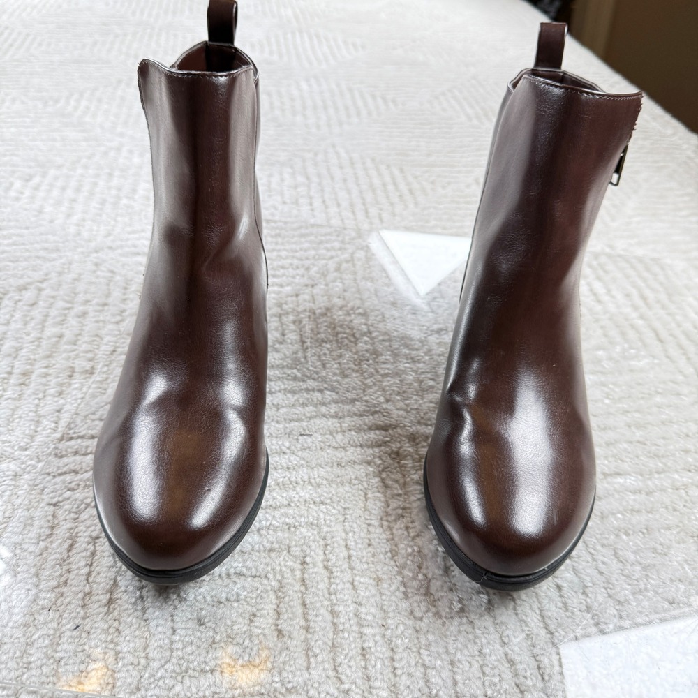 Comfort Plus Predictions Ankle Boots Womens 9.5W Brown Wedge Zip Comfort Bootie - Picture 2 of 16